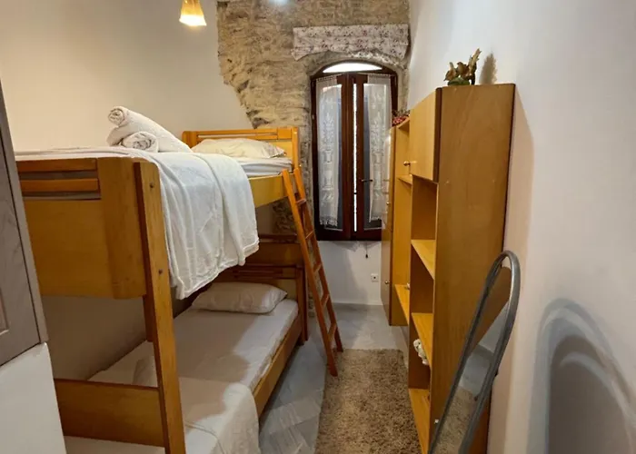 Vilitsa Holiday House
